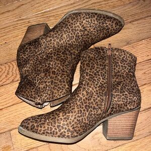 Leopard Print Women’s Ankle Boots - Brown
